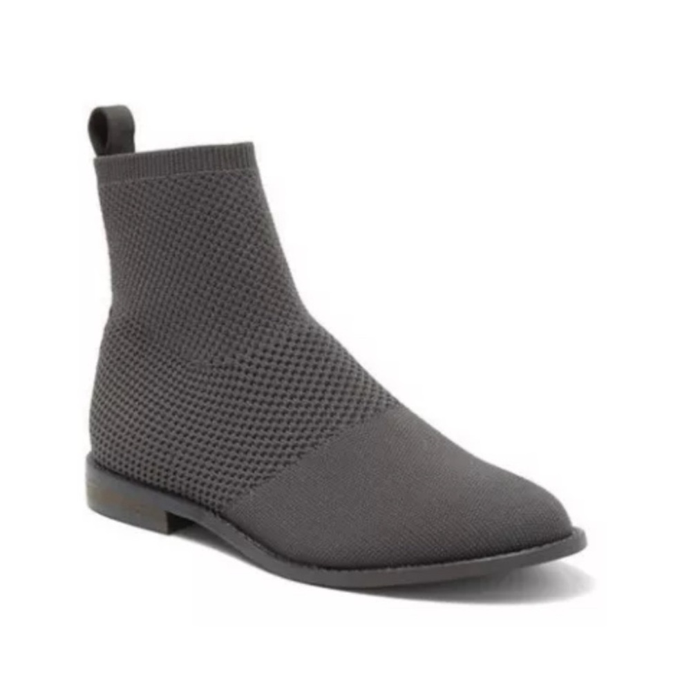 NWOB Eileen Fisher Jude Stretch Knit Bootie in Graphite size 7 grey slip on 2057